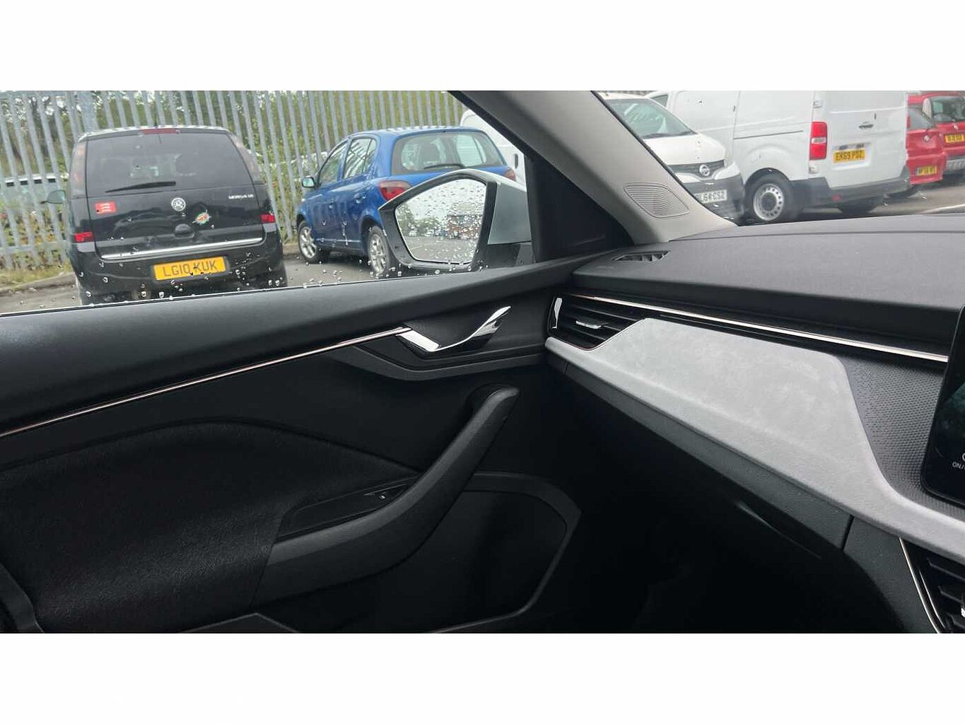 SKODA KAMIQ 1.5 TSI SE L 5Dr DSG Hatchback