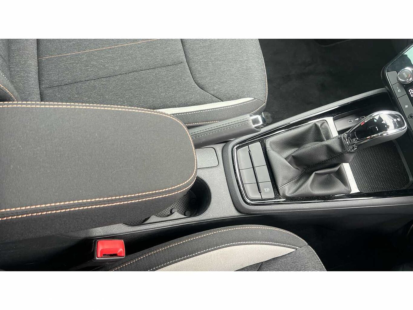 SKODA KAMIQ 1.5 TSI SE L 5Dr DSG Hatchback