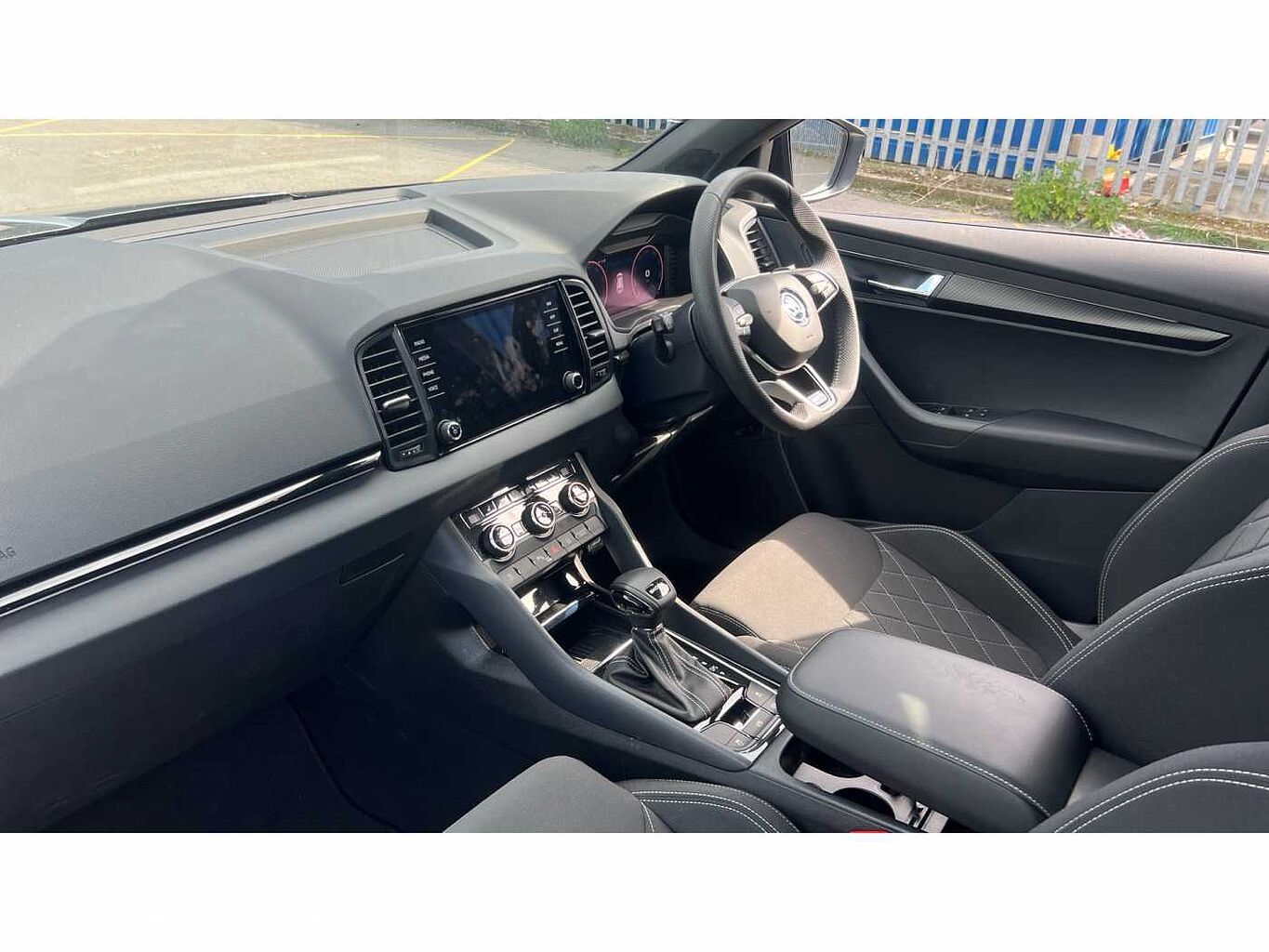 SKODA Karoq SUV 1.5 TSI (150ps) SportLine ACT
