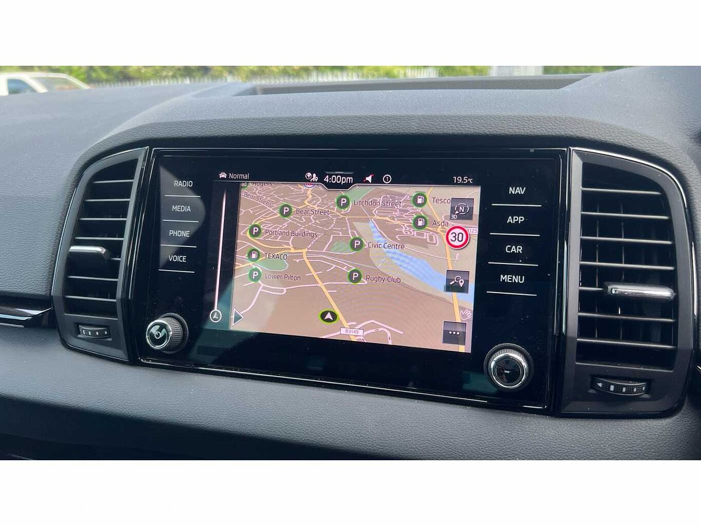 SKODA Karoq SUV 1.5 TSI (150ps) SportLine ACT