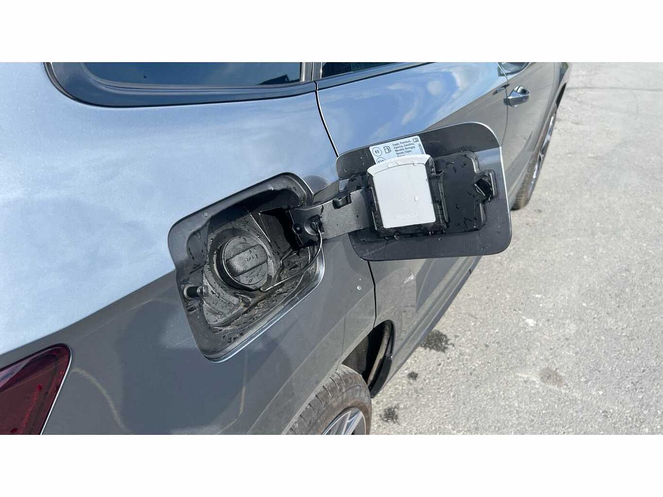 SKODA Karoq SUV 1.5 TSI (150ps) SportLine ACT