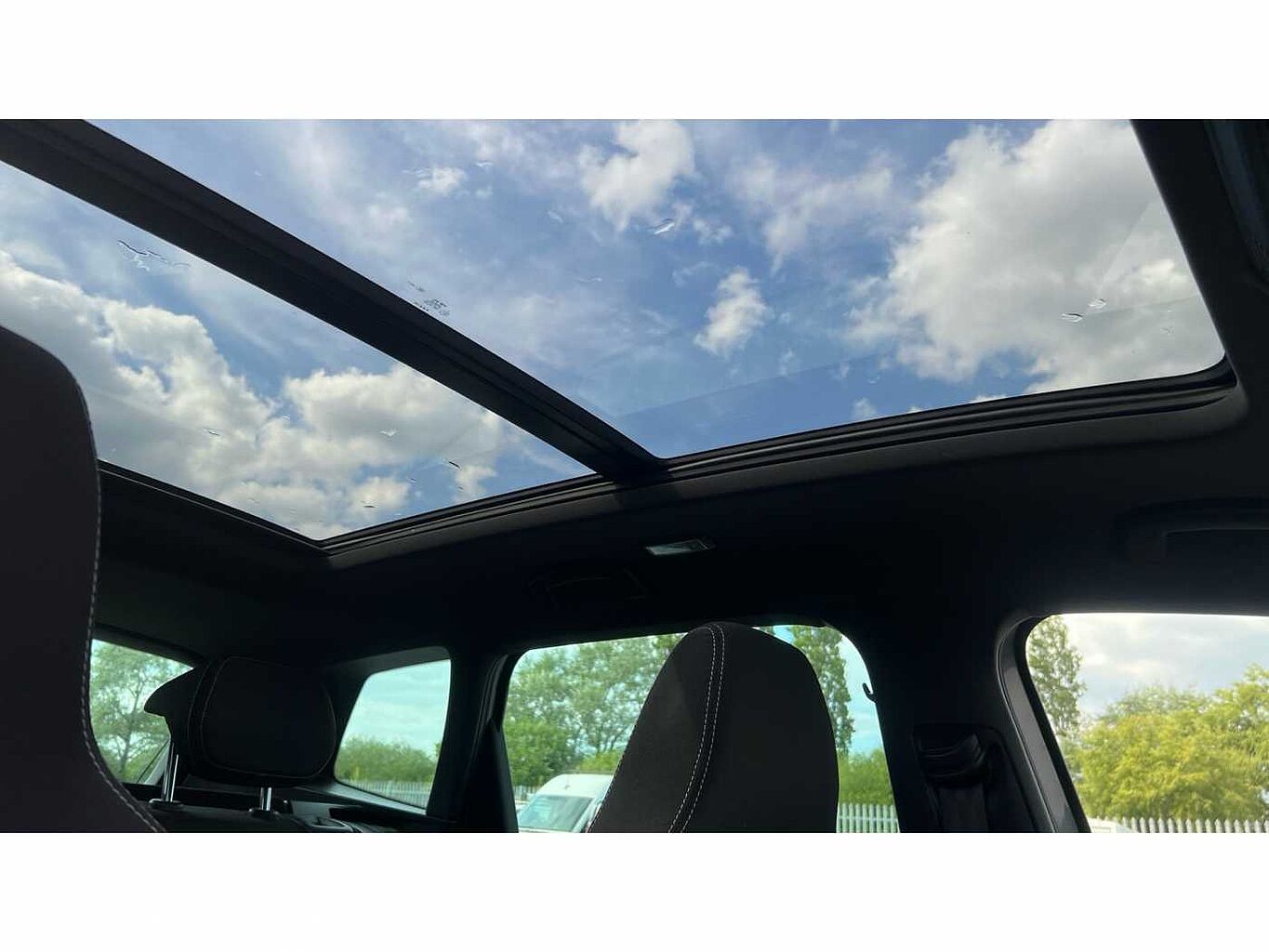 SKODA Karoq SUV 1.5 TSI (150ps) SportLine ACT