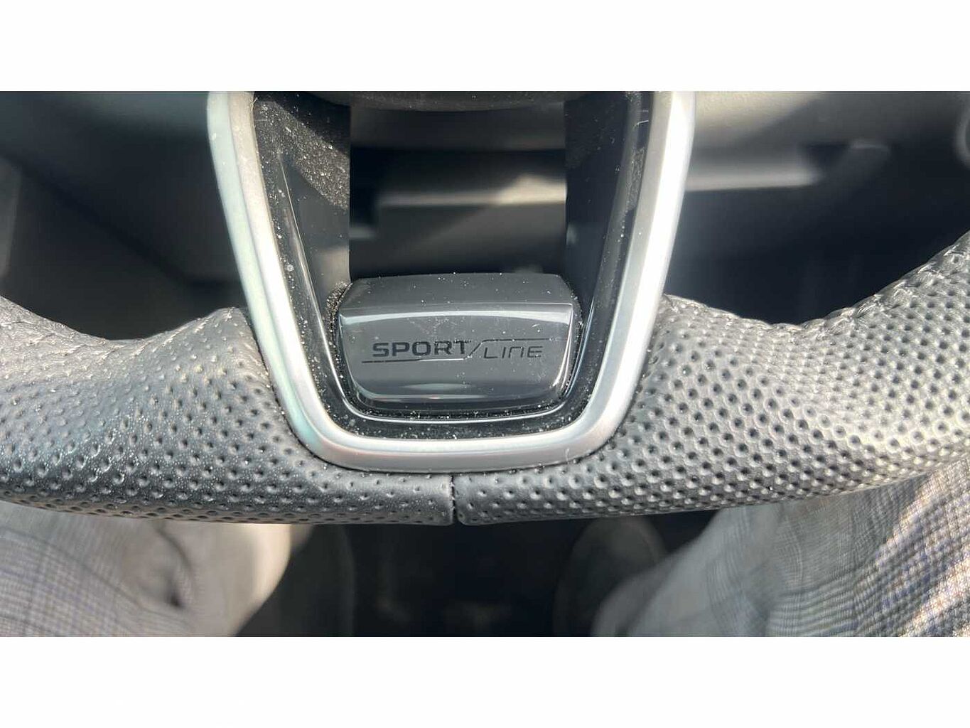 SKODA Karoq SUV 1.5 TSI (150ps) SportLine ACT