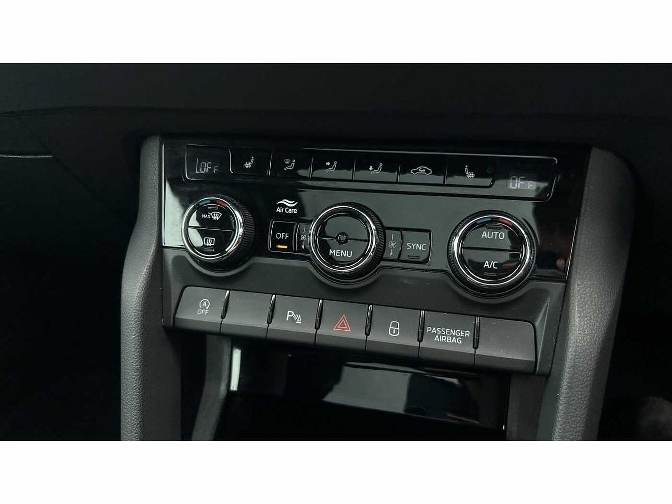 SKODA Karoq SUV 1.5 TSI (150ps) SportLine ACT