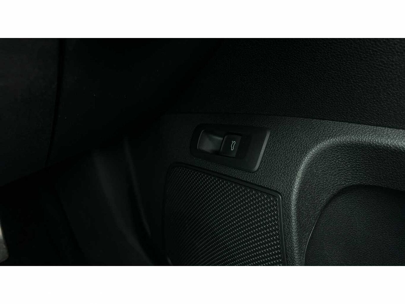 SKODA Karoq SUV 1.5 TSI (150ps) SportLine ACT