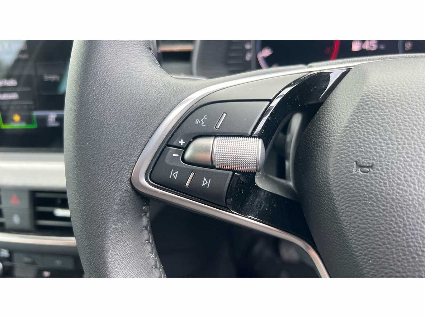 SKODA KAMIQ 1.0 TSI SE L 5dr
