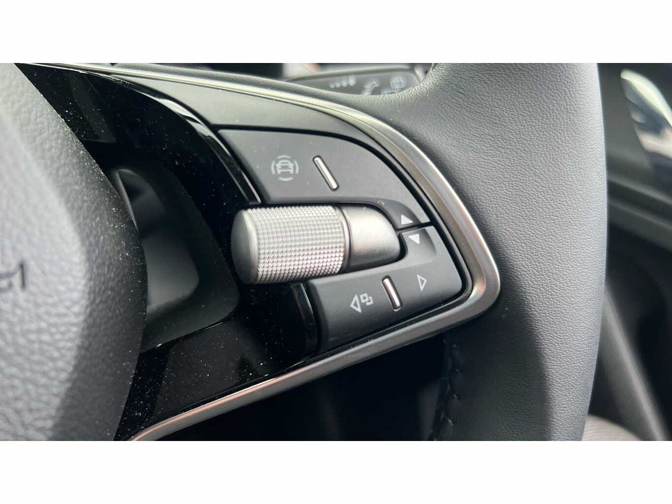 SKODA KAMIQ 1.0 TSI SE L 5dr
