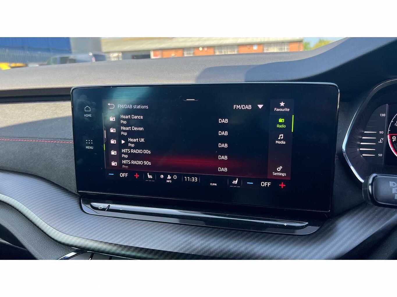 SKODA Octavia vRS Hatch (2017) 2.0 TSI vRS 245