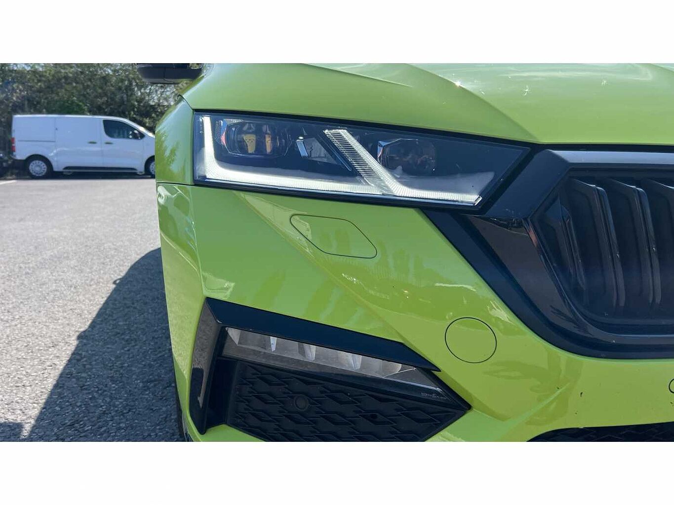 SKODA Octavia vRS Hatch (2017) 2.0 TSI vRS 245