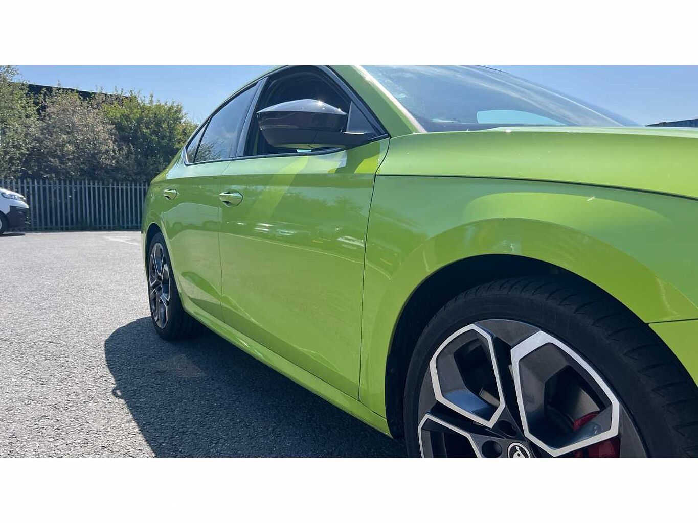 SKODA Octavia vRS Hatch (2017) 2.0 TSI vRS 245