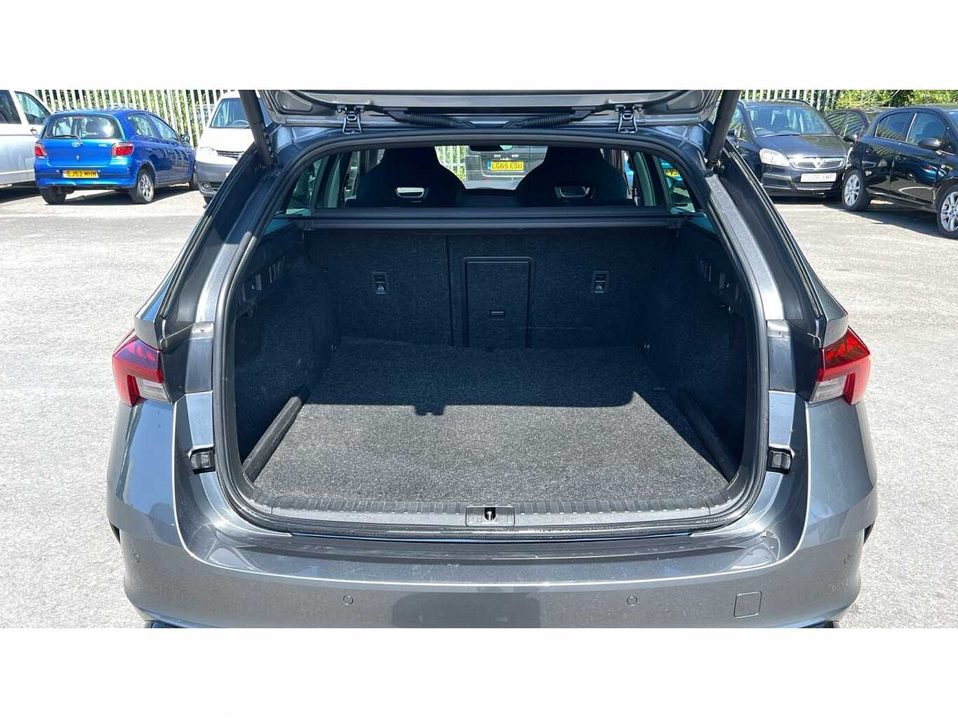 SKODA Octavia vRS Estate 1.4 TSI (150ps) vRS iV DSG